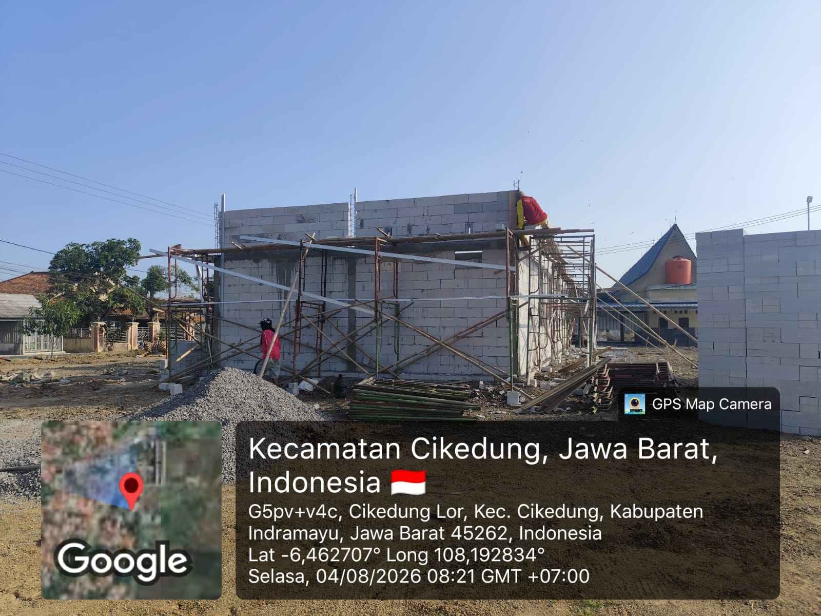 Progres Pembangunan Markas Koramil 1618/Cikedung Capai 50%, Peltu Rudiyanto Pantau Langsung Pengecoran Dak Atap
