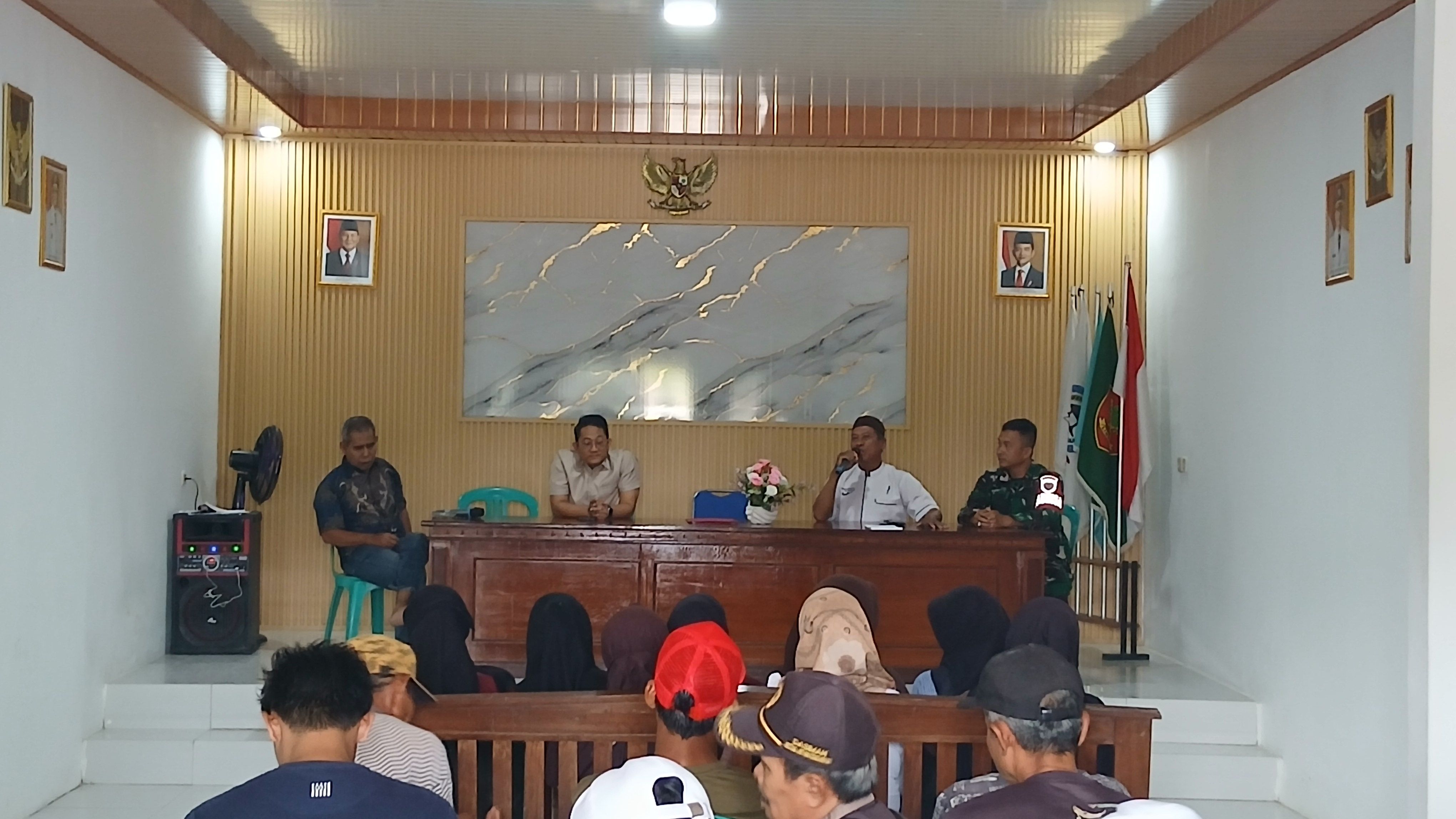 Babinsa Desa Cibodas Hadiri Musyawarah Persiapan HUT RI Ke-81 Bersama Aparatur Desa