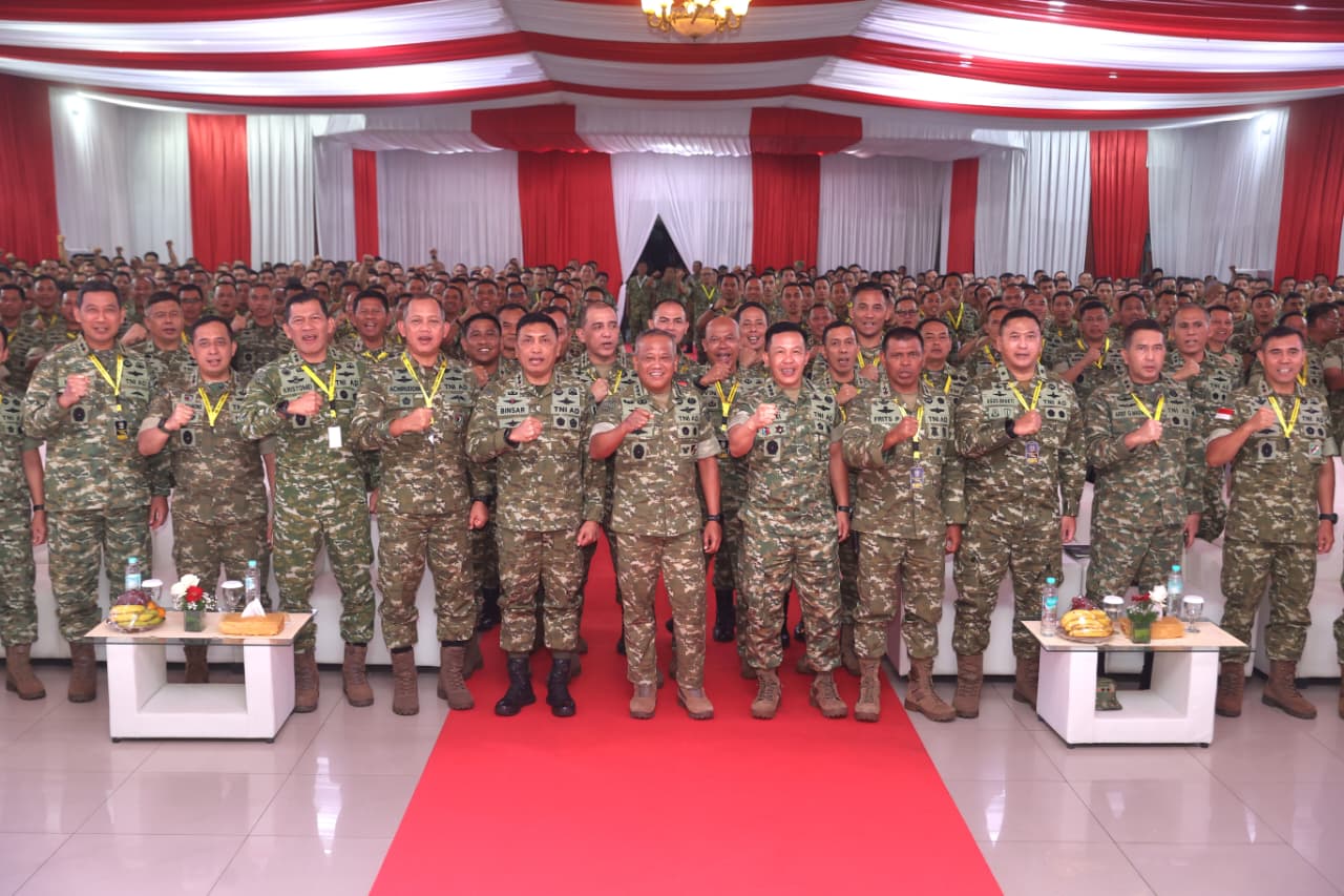 Bekali Dansatkowil, Wakasad Tekankan Pentingnya Komunikasi