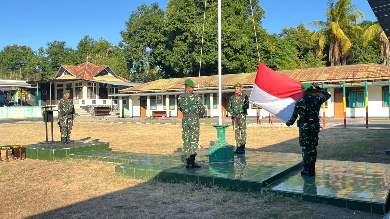 Upacara Senin Pagi di Makodim 1603/Sikka Berlangsung Tertib dan Lancar