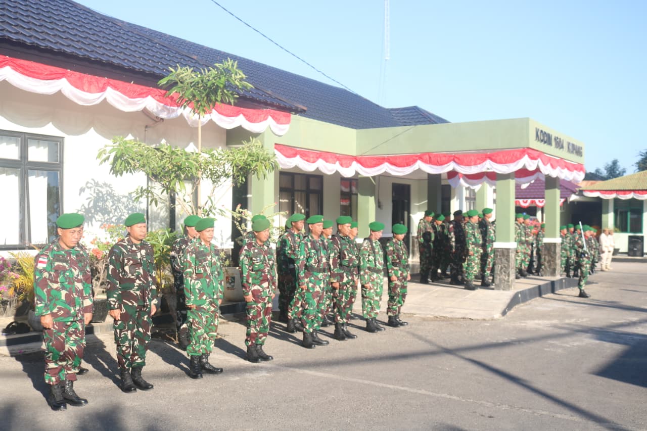 Kodim Kupang Teguhkan Loyalitas Melalui Upacara Bendera