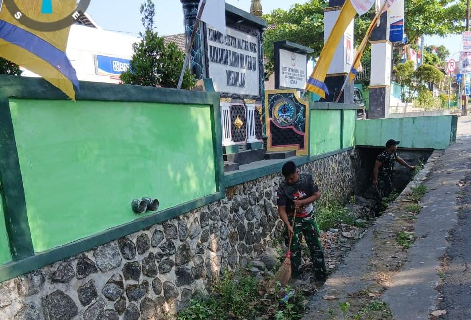 Koramil Ngemplak Sleman Pelihara Lingkungan