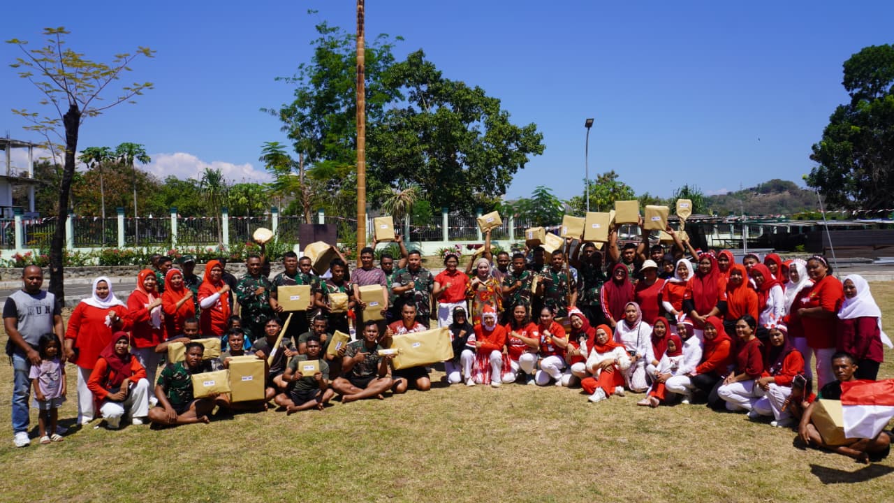 Meriahkan HUT RI ke-81, Prajurit dan Persit Kodim 1630/Mabar Adu Semangat di Lapangan