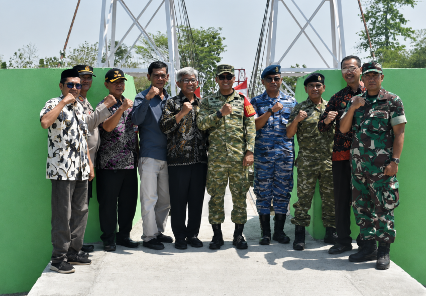 Jembatan Gantung Garuda Gembongdadi Diresmikan, Wujud Nyata Pengabdian TNI untuk Rakyat