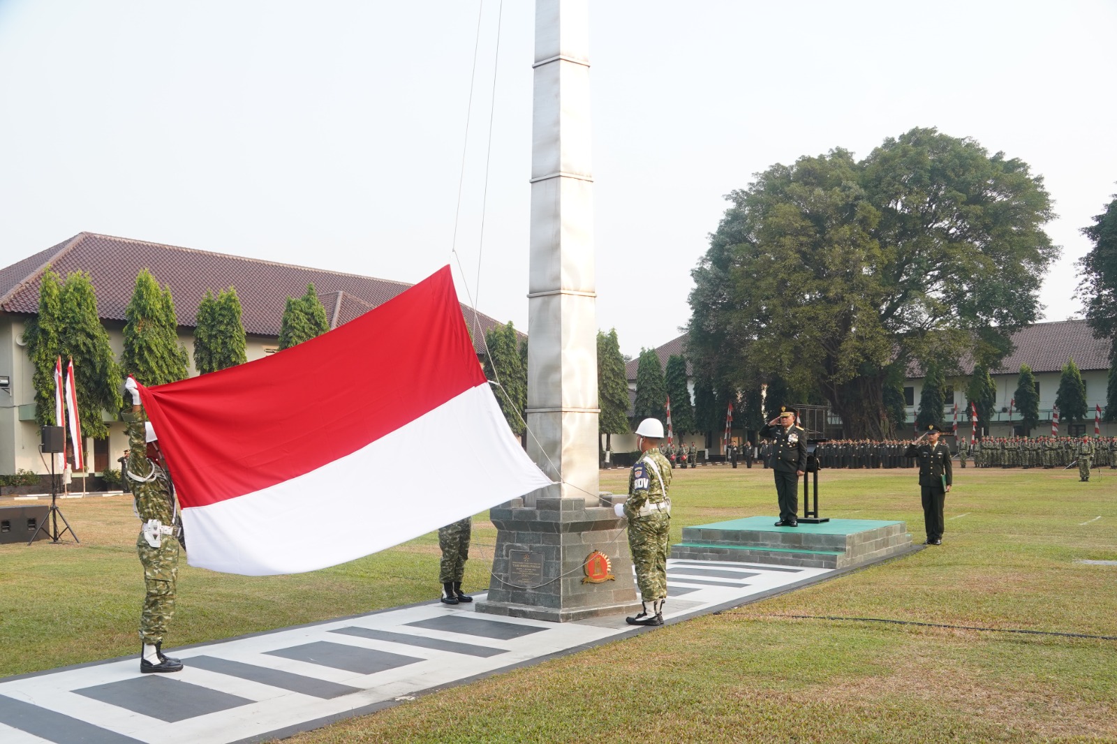 KAPUSZIAD BERTINDAK SEBAGAI INSPEKTUR UPACARA HUT KE-81 KEMERDEKAAN REPUBLIK INDONESIA