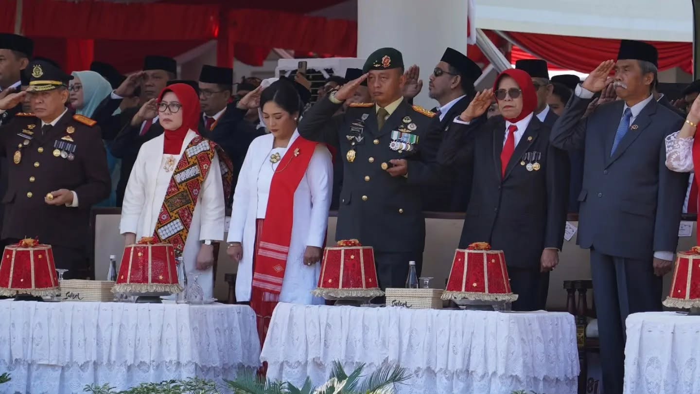 Pangdivif 3 Kostrad Hadiri Upacara HUT ke-81 Kemerdekaan RI di Makassar