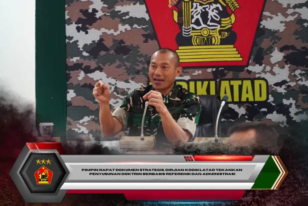 Pimpin Rapat Dokumen Strategis, Dirjian Kodiklatad Tekankan Penyusunan Doktrin Berbasis Referensi dan Administrasi