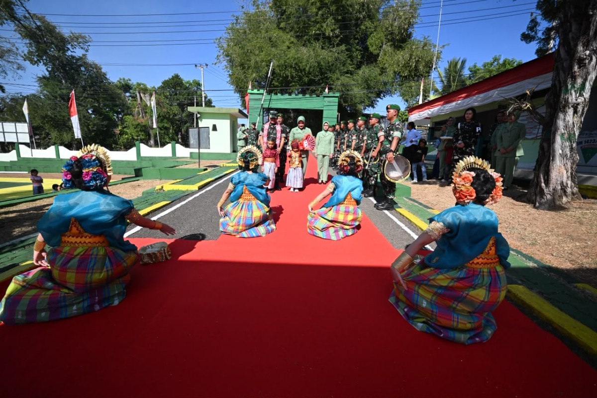 Kunjungi Kodim 1423/Soppeng, Pangdam Hasanuddin Tegaskan: Babinsa Harus Hadir, Peduli, dan Berguna bagi Rakyat