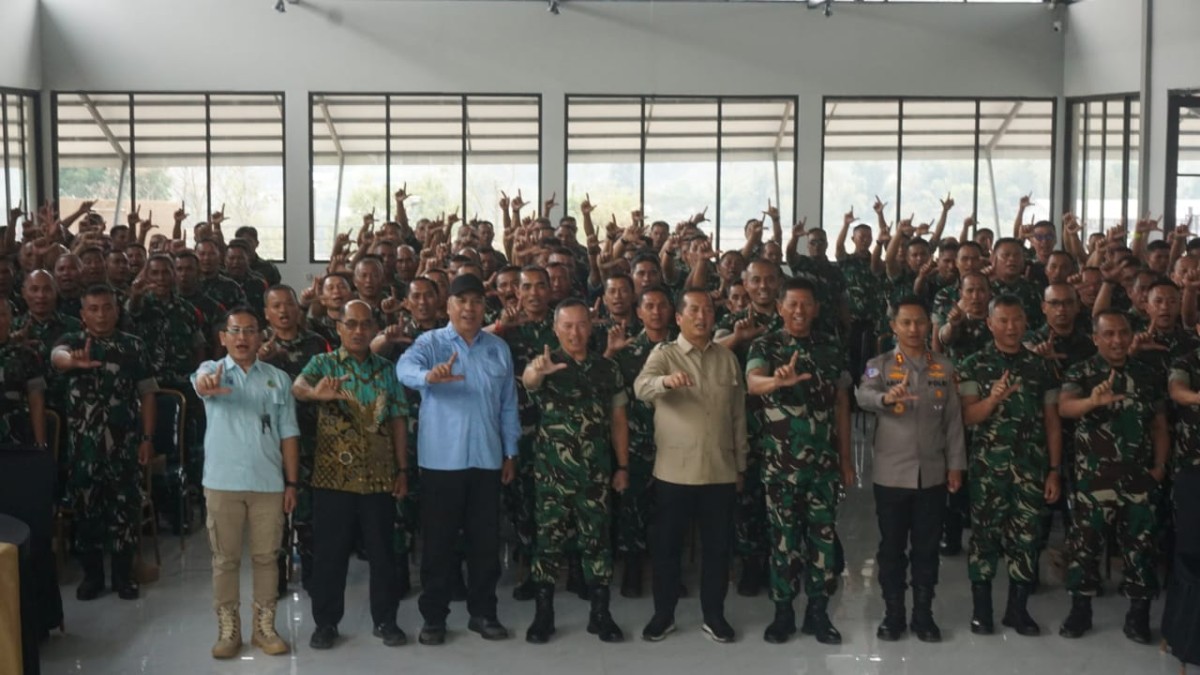 Pangdam IX/Udayana Beri Pengarahan kepada Dansat Korem 162/WB di Sembalun