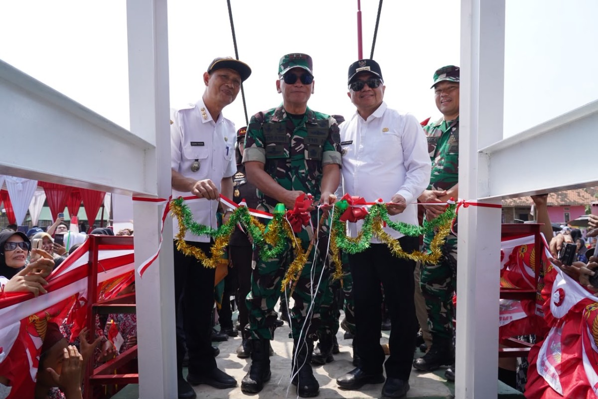 Pangdam III/Siliwangi Resmikan Jembatan Perintis Garuda di Garut, Perkuat Konektivitas dan Kemanunggalan TNI-Rakyat