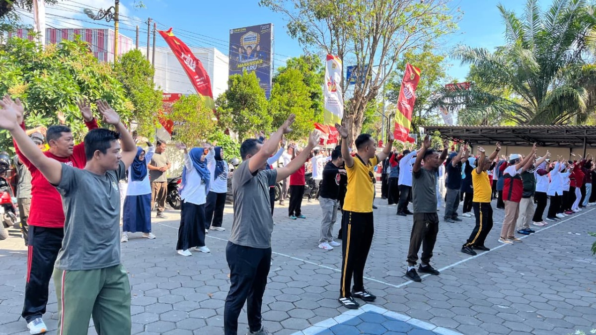 Danramil 01/Kota Klaten Hadiri Senam Bersama Forkopimcam Klaten Tengah, Dorong Sinergi Dan Hidup Sehat