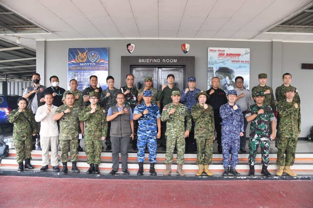 Perkuat Penanganan Karhutla, Pangdam XII/Tpr Ikuti Diskusi dan Survei Lokasi Bersama Tim Disaster Relief Jepang di Lanud Supadio