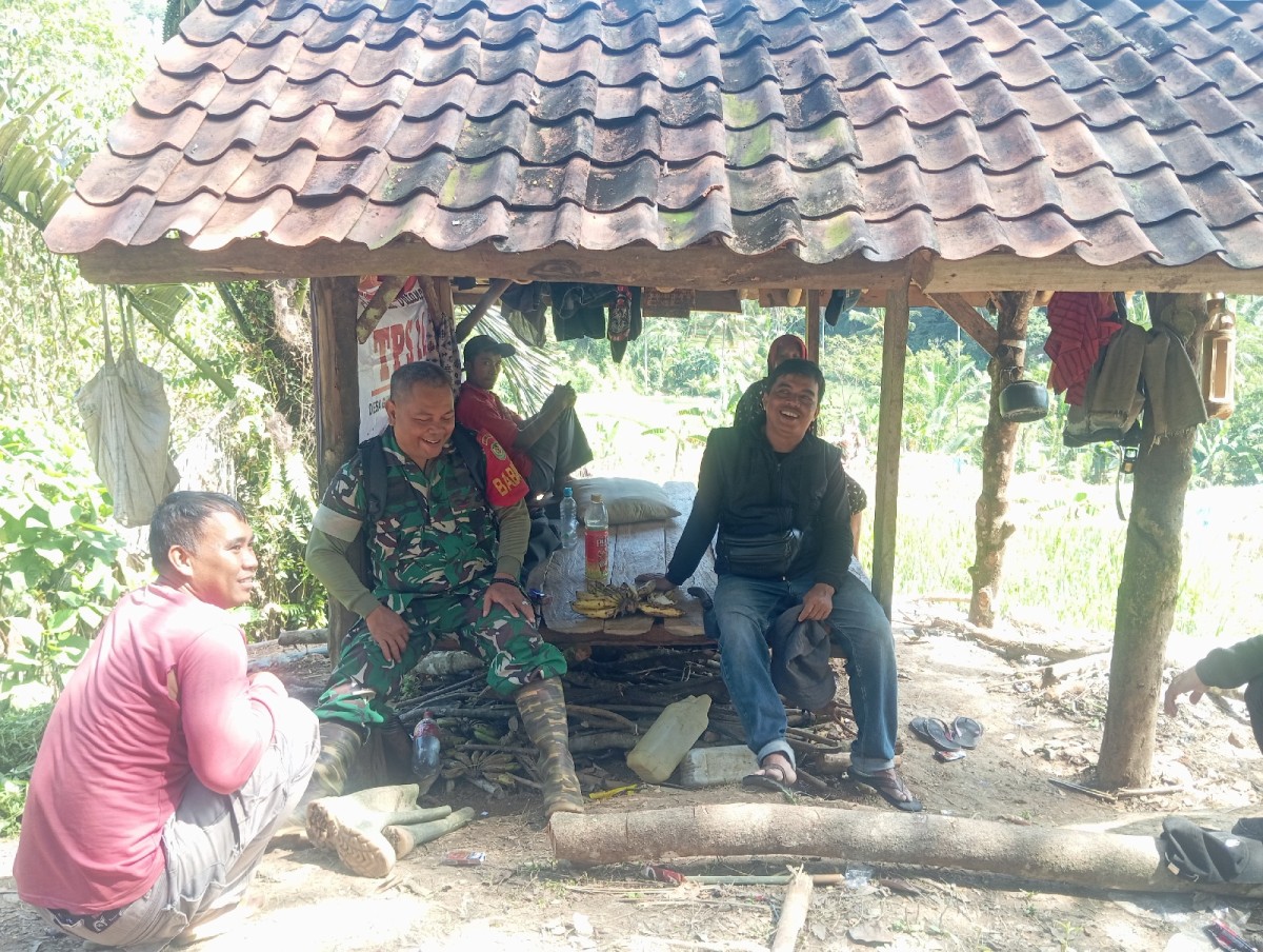 Babinsa Gunung Kramat Laksanakan Komsos Bersama Warga Binaan