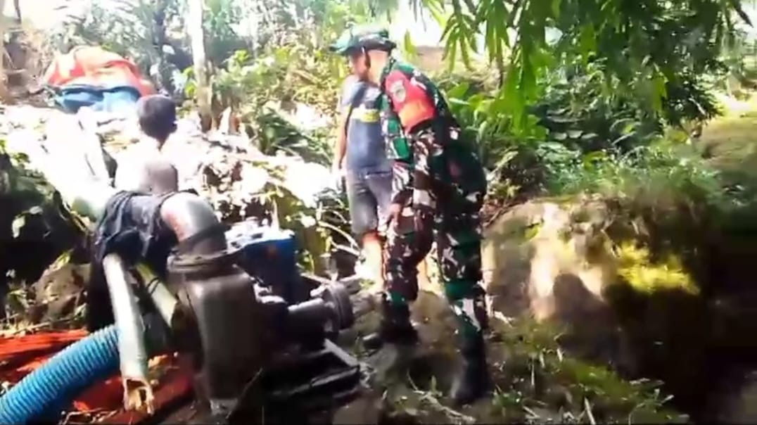Babinsa Bangbayang Dampingi PPL dalam Kegiatan Ketahanan Pangan Bersama Poktan