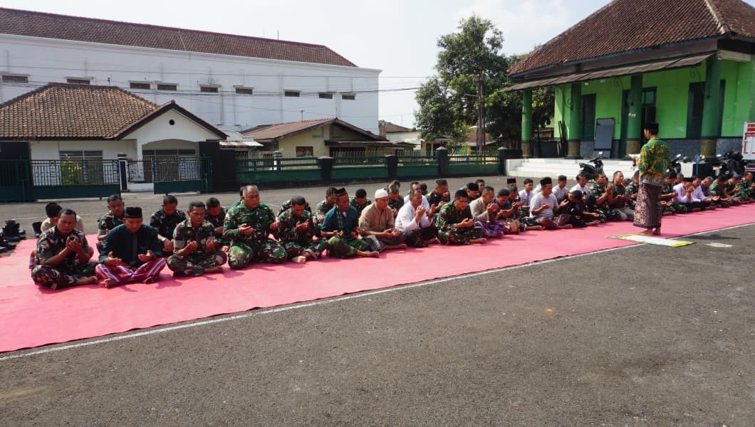 Kodim 0702/Purbalingga Bersama Masyarakat Gelar Salat Istisqa, Mohon Turunnya Hujan
