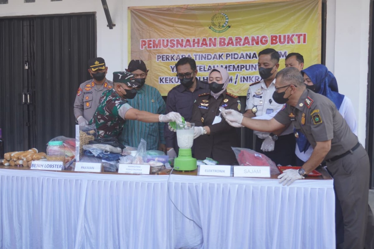 Dandim Kulon Progo Hadiri Pemusnahan Barang Bukti