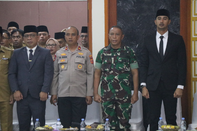 Kasdim 0624/Kab. Bandung Hadiri Pelantikan Kades Jelegong & Peresmian 440 Anggota BPD