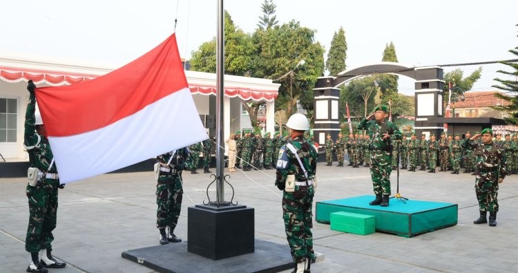 Dandim 0611/Garut Pimpin Upacara Pengibaran Bendera Merah Putih, Perkuat Komitmen Bhineka dan Pengabdian