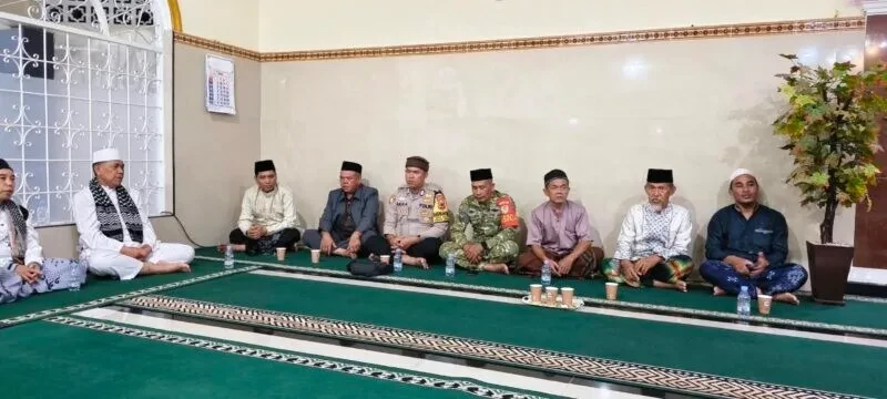 Babinsa Cisolok Bersama Forkopimcam Hadiri Peringatan Maulid Nabi Muhammad SAW