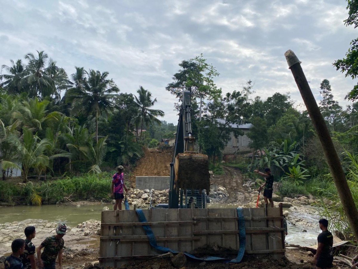 Jembatan Lama Tak Lagi Memadai, Jembatan Modular 30 Meter Dibangun di Lolomoyo