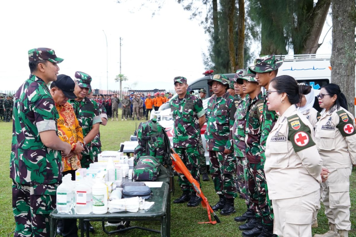 Pangdam I/BB Tinjau Kesiapsiagaan Penanganan Erupsi Gunung Sinabung, 1.279 Personel Disiagakan