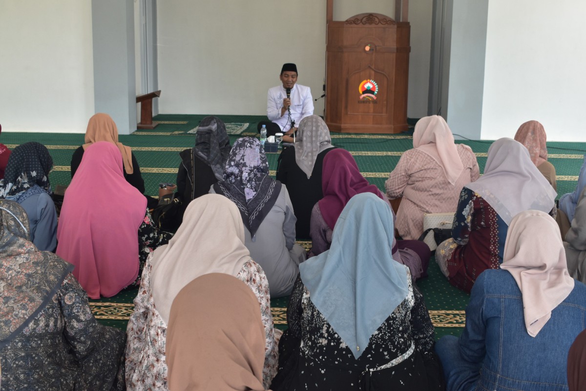 Persit KCK Cabang XXII Dim 0712 Gelar Pengajian Rutin, Perkuat Silaturahmi dan Keimanan