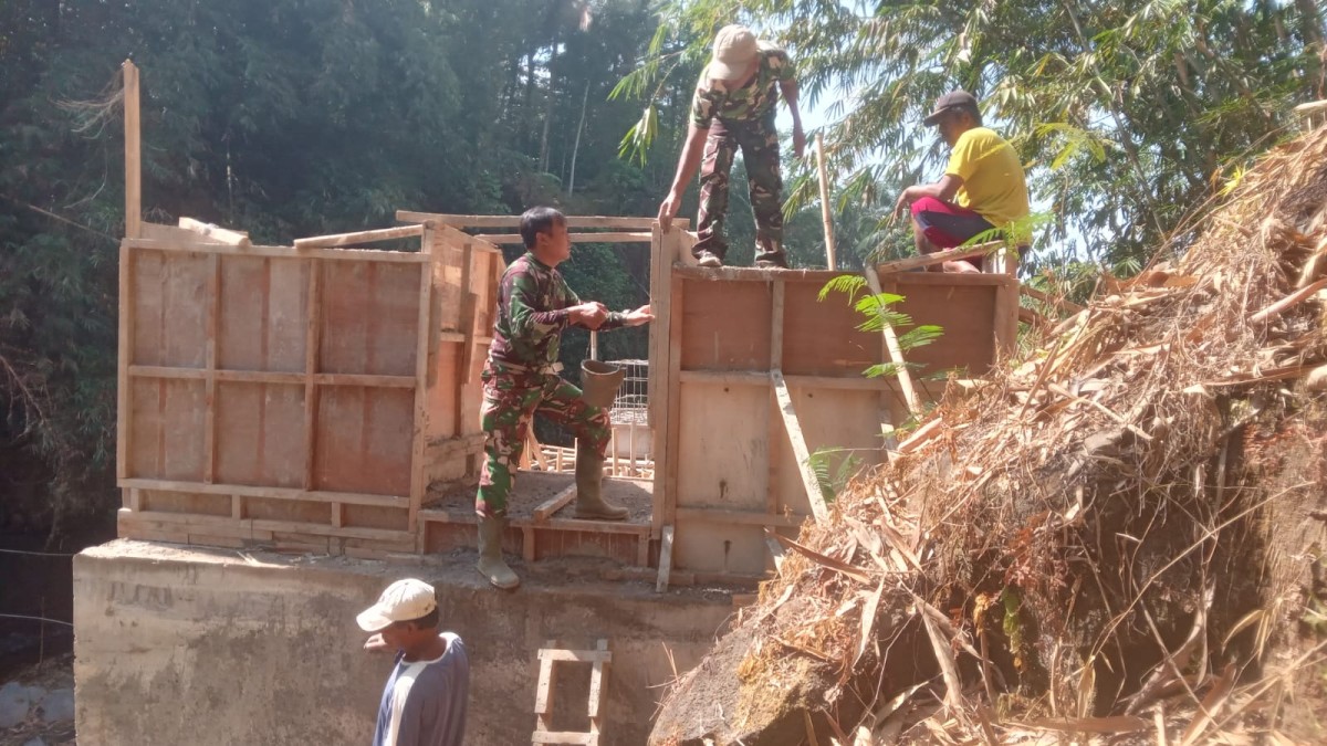 Pembangunan Jembatan Gantung Perintis Garuda di Purbalingga Terus Dikebut