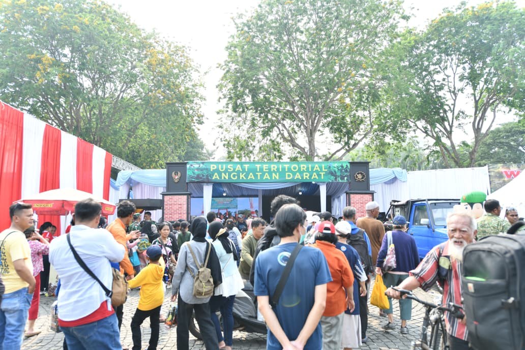 TNI Fair 2026, Stan Pusterad Dipadati Ribuan Pengunjung, Hadirkan Edukasi dan Beragam Inovasi