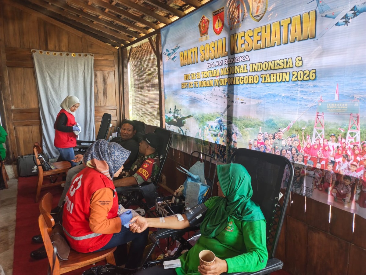 Kodim Sleman Gelar Bakti Sosial Donor Darah dan Khitanan Massal