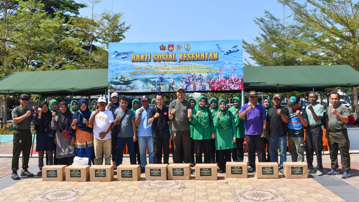Peringati HUT Ke-81 TNI dan HUT Ke-76 Kodam IV/Diponegoro, Kodim 0703/Cilacap Ikuti Zoom Bersama Panglima TNI, Gelar Baksoskes dan Pemberian Sembako