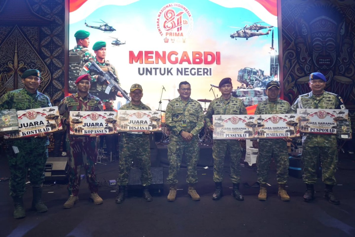 Kostrad Raih Juara I Stand TNI AD  Fair 2026, Teguhkan Semangat “TNI Mengabdi untuk Negeri”