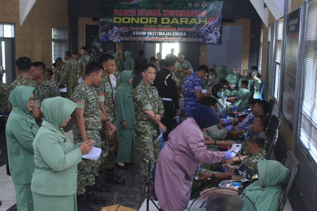Bikin Merinding! Ratusan Prajurit TNI dan Polisi di Majalengka Mendadak “Kumpul” Serahkan Darah, Ada Apa?