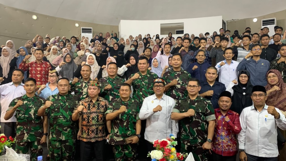 Tim Sosialisasi Mabesad Edukasi Civitas Akademika UIN Palangka Raya Cegah Karhutla