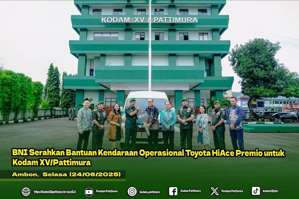 BNI Serahkan Bantuan Kendaraan Operasional Toyota HiAce Premio untuk Kodam XV/Pattimura