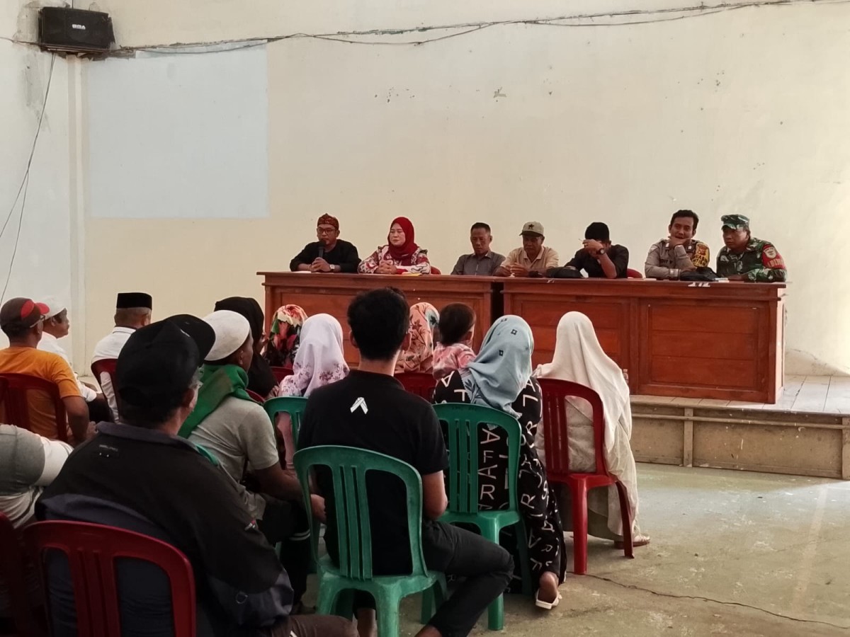 Babinsa Koramil 2202/Palabuhanratu Hadiri Musrenbang Desa Cikadu