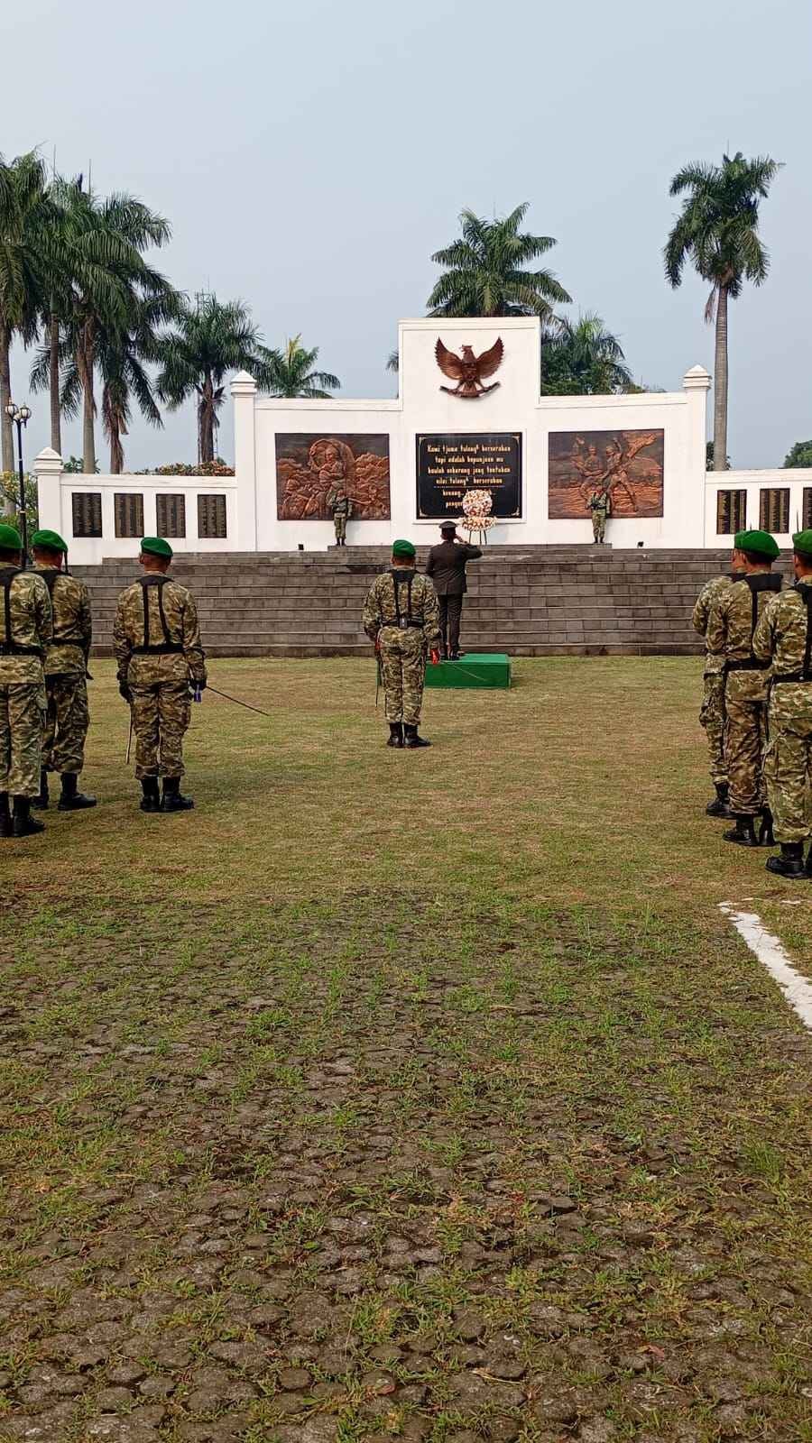 Ziarah Nasional HUT Ke-81 TNI, Bogor Gelar Tabur Bunga di TMP Dreded