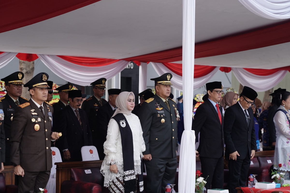Kasdam III/Siliwangi Hadiri Upacara HUT Ke-81 TNI, Teguhkan Semangat TNI Kuat Bersama Rakyat