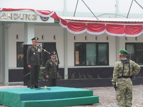 Kasdim 0624/Kab. Bandung Pimpin Upacara HUT Ke-81 TNI