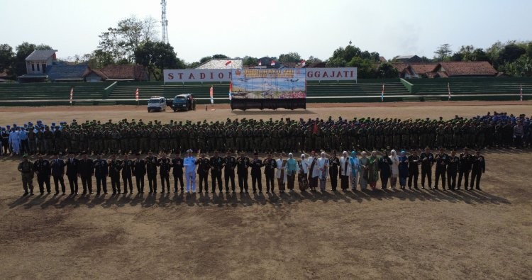 Dandim 0620/Kab. Cirebon Hadiri Upacara HUT TNI Ke-81