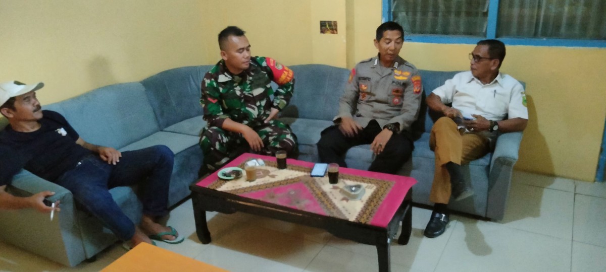 Babinsa Bayuning Komsos Bersama Pemdes, Perkuat Integritas dan Solidaritas