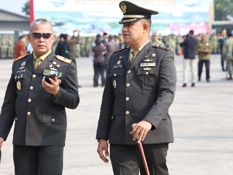 Dandim 0624/Kab. Bandung Hadiri Puncak Peringatan HUT Ke-81 TNI di Lanud Husein Sastranegara