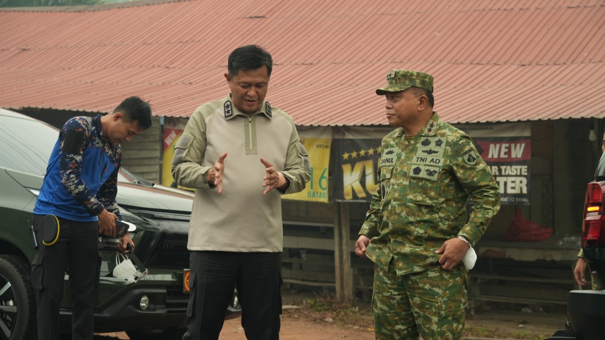PANGDAM XXII/TB TURUN LANGSUNG, PASTIKAN KARHUTLA TUMBANG NUSA TERKENDALI