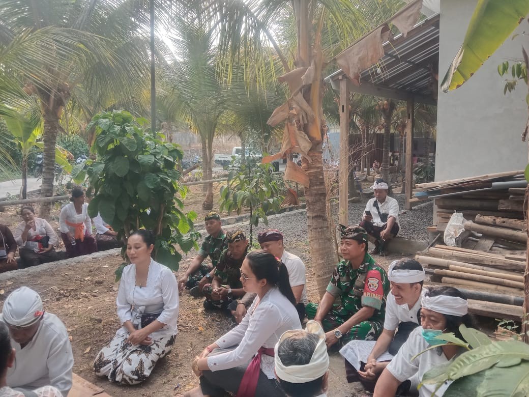 Upacara Melaspas Gerai KDMP Panji, Wujud Pelestarian Adat dan Dukungan terhadap Ekonomi Desa