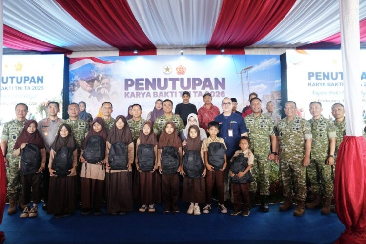 Karya Bakti TNI, Hadiah HUT ke-81 bagi Warga Cimanggu