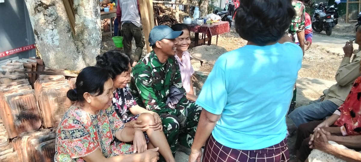 Babinsa Koramil 1503/Ciniru Sertu Ak Dalimunthe, Pererat Silaturahmi Bersama Warga Binaan