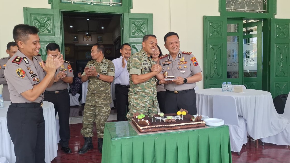 Forkopimda Grobogan Beri Kejutan Spesial Pada Peringatan HUT ke-8I TNI di Kodim 0717/Grobogan