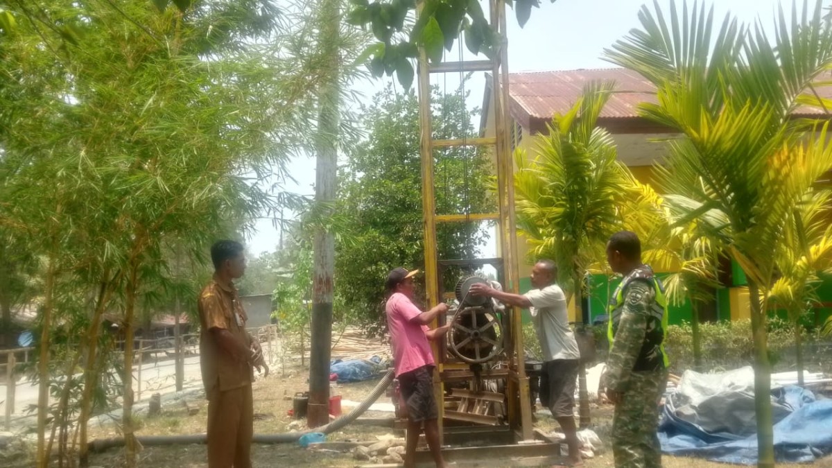 Harapan Air Bersih bagi Warga Tublopo Mulai Terwujud, Kodim 1618/TTU Turunkan Mesin Bor