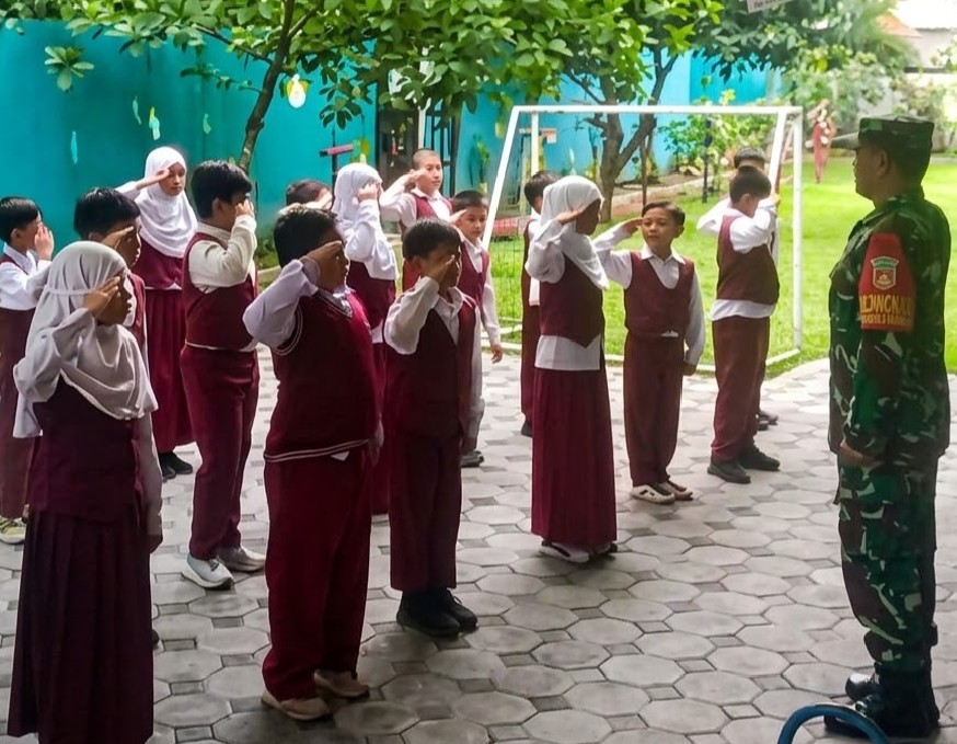 Babinsa Koramil 06/Ngaglik Menabur Benih Karakter Sejak Dini