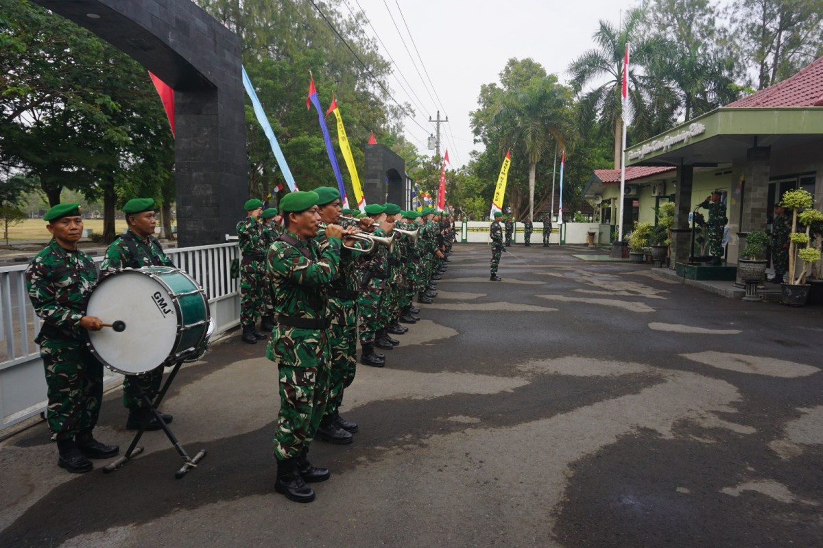 Kodim 0731/Kulon Progo Upacara Pengibaran Bendera Merah Putih