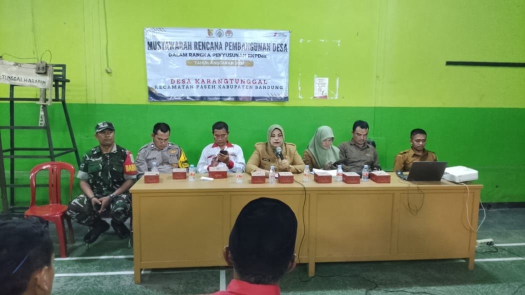 Babinsa Desa Karang Tunggal Menghadiri Musyawarah Rencana Pembangunan Desa
